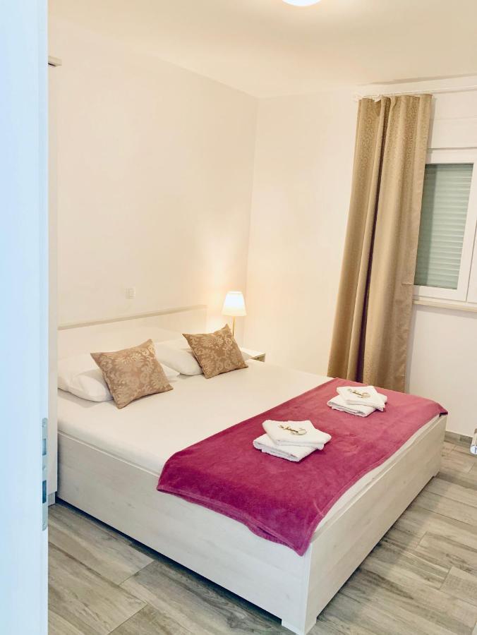 Diamant Apartments Baška Voda Eksteriør billede